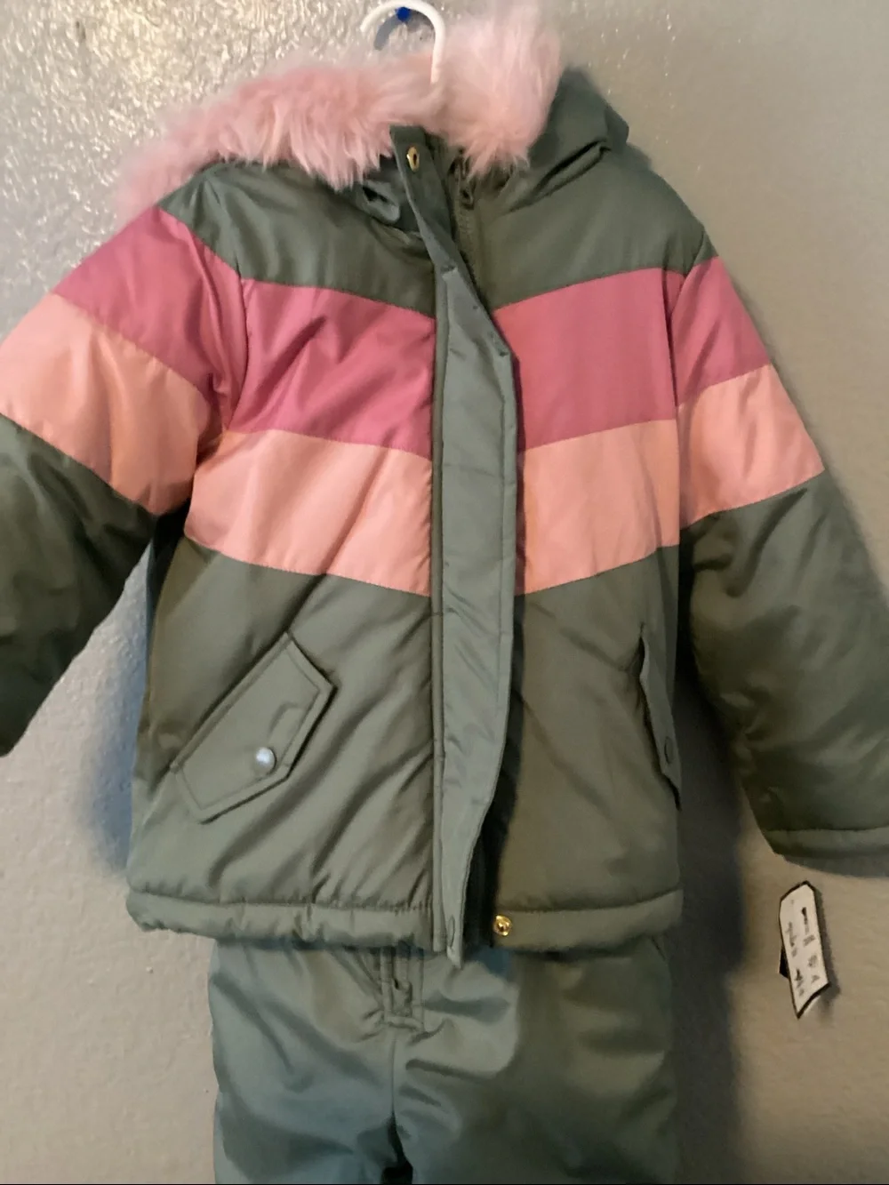 OshKosh B'gosh 2 Piece Snowsuit. NWT
